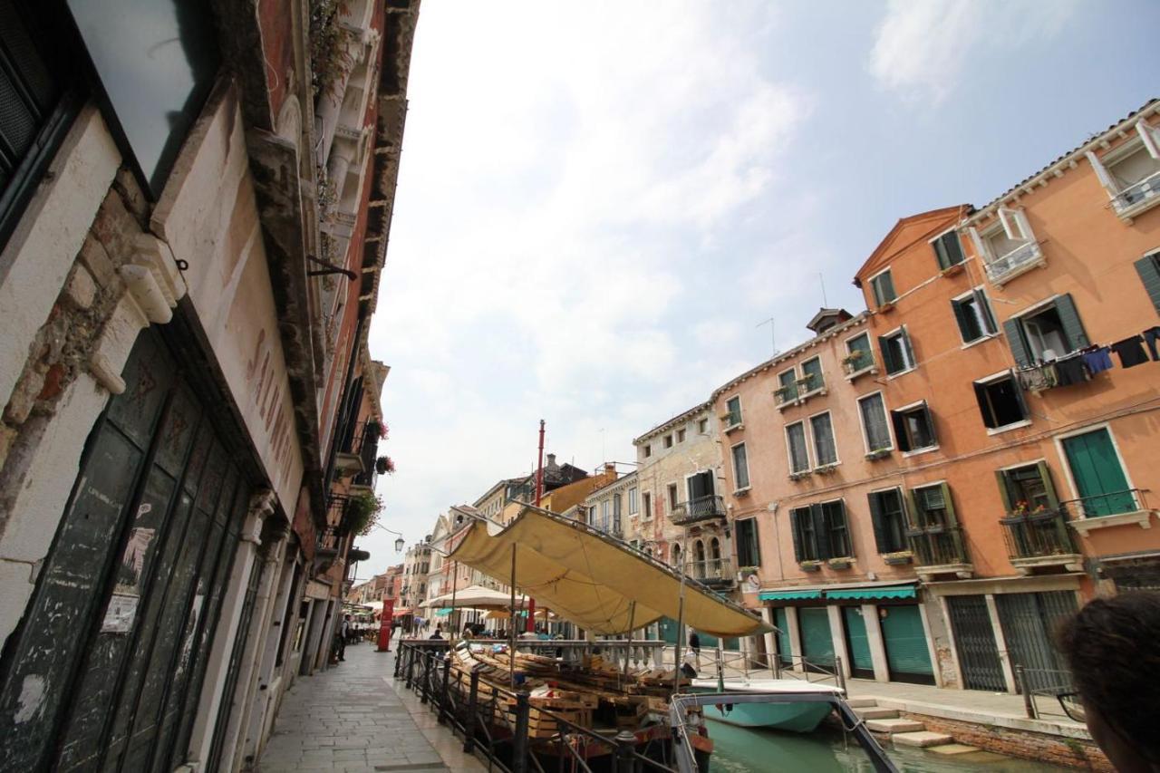 Veneziacentopercento Arsenale Apartment Luaran gambar